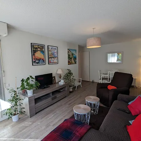 - D'automne: Agreable T3 Pour 4 Avec Balcon, Parking Et Proche - Fr-1-420-30 Аркашон