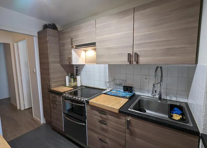 - D'automne: Agreable T3 Pour 4 Avec Balcon, Parking Et Proche - Fr-1-420-30 Аркашон
